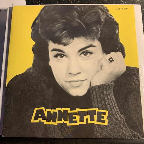 Annette - EP - Lonely Guitar - Train Of Love b/w Monkeys Uncle - Ma He's Making Eyes At Me - Disneyland #129 - Teen
