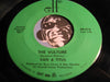 Van & Titus - The Vulture b/w Cry Baby Cry - Elf #90016 - Soul