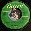 Beatles - sing in German - Komm Gib Mir Deine Hand (I Want To Hold Your Hand) b/w Sie Liebt Dich (She Loves You) - Odeon #C006-04204 - Rock n Roll